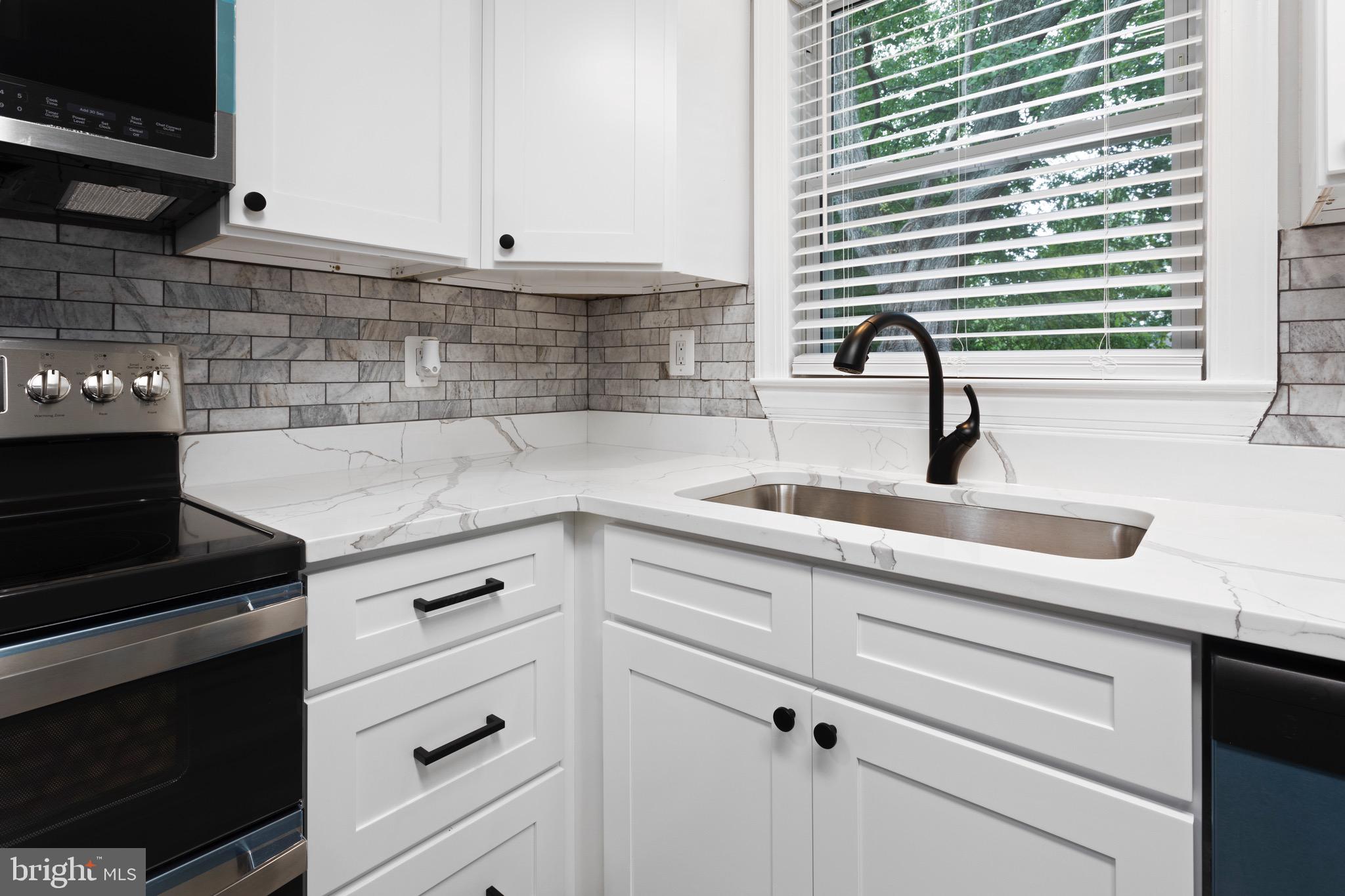 6107 Drum Point Road Deale, MD 20751 - Photo 21 of 60