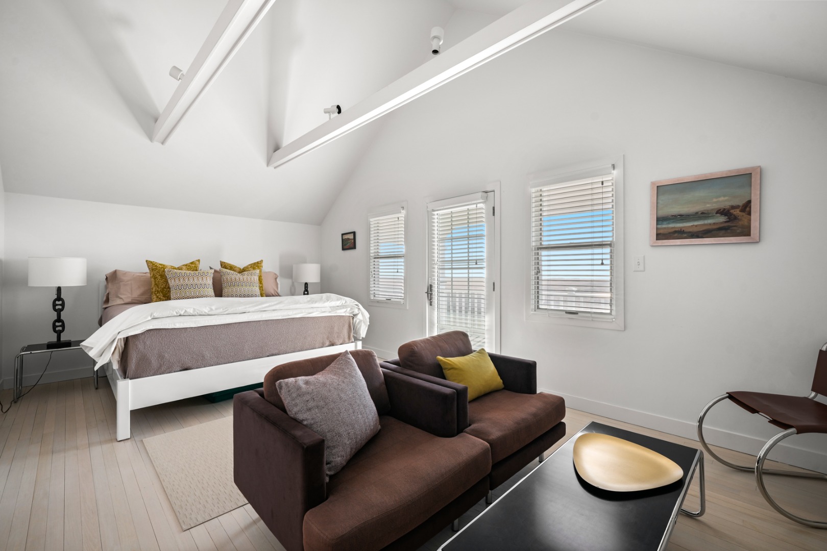 5 Cudweed Road Nantucket, MA 02554 - Photo 23 of 31 2nd floor en-suite bedroom