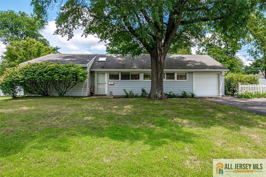48 Kendall Road Kendall Park, NJ 08824 - Photo 1 of 25 Gallery Image 1