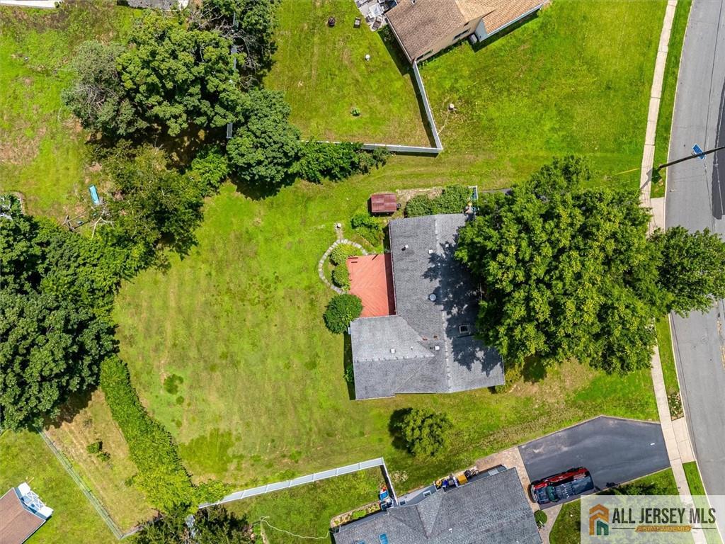 48 Kendall Road Kendall Park, NJ 08824 - Photo 20 of 25 Gallery Image 20