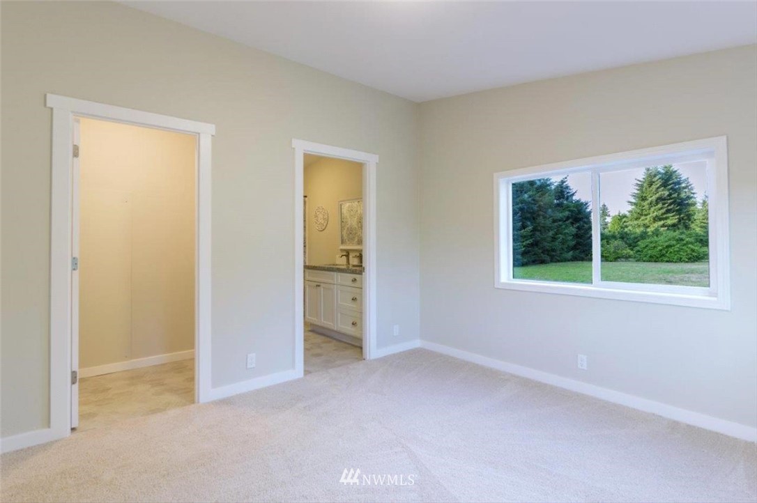 17217 Hound Dog Lane Southwest Rochester, WA 98579 - Photo 12 of 25 Gallery Image 12