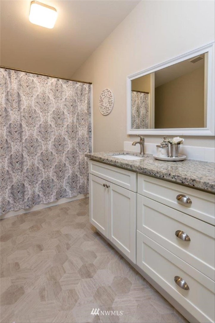 17217 Hound Dog Lane Southwest Rochester, WA 98579 - Photo 14 of 25 Gallery Image 14