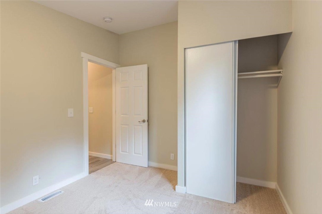 17217 Hound Dog Lane Southwest Rochester, WA 98579 - Photo 17 of 25 Gallery Image 17