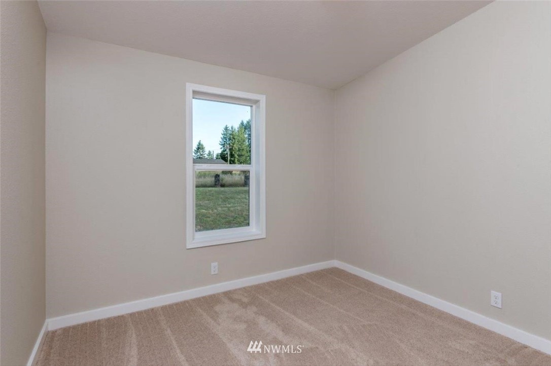 17217 Hound Dog Lane Southwest Rochester, WA 98579 - Photo 18 of 25 Gallery Image 18