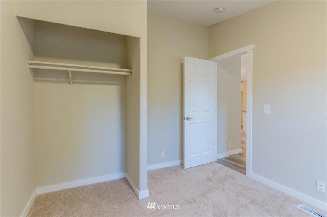 17217 Hound Dog Lane Southwest Rochester, WA 98579 - Photo 19 of 25 Gallery Image 19