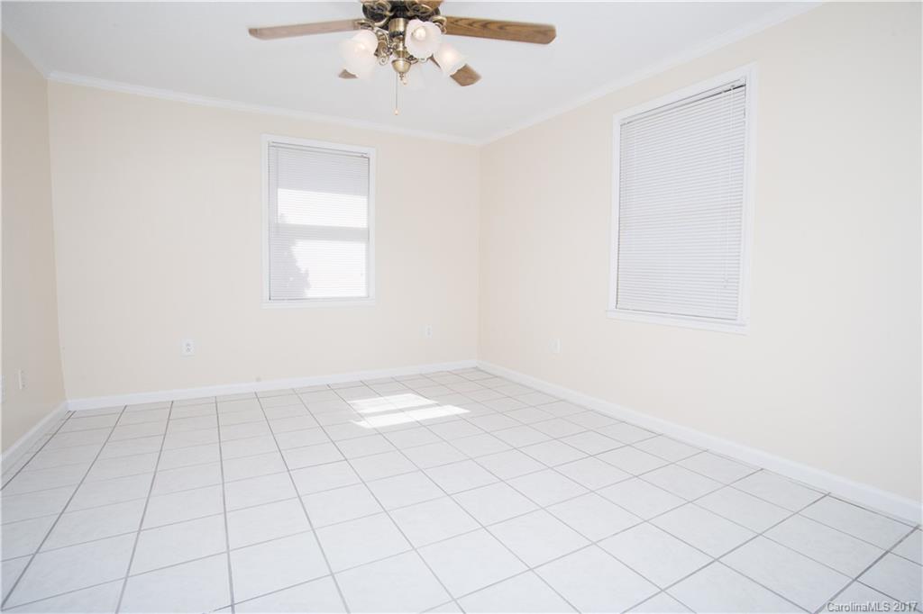 62 Ridgeview Drive Marion, NC 28752 - Photo 15 of 24 Gallery Image 15