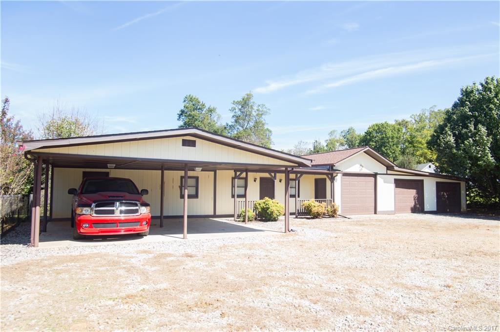 62 Ridgeview Drive Marion, NC 28752 - Photo 3 of 24 Gallery Image 3