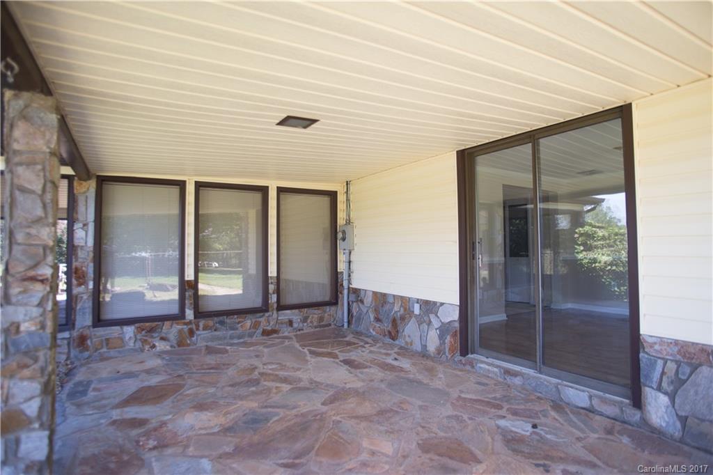 62 Ridgeview Drive Marion, NC 28752 - Photo 7 of 24 Gallery Image 7