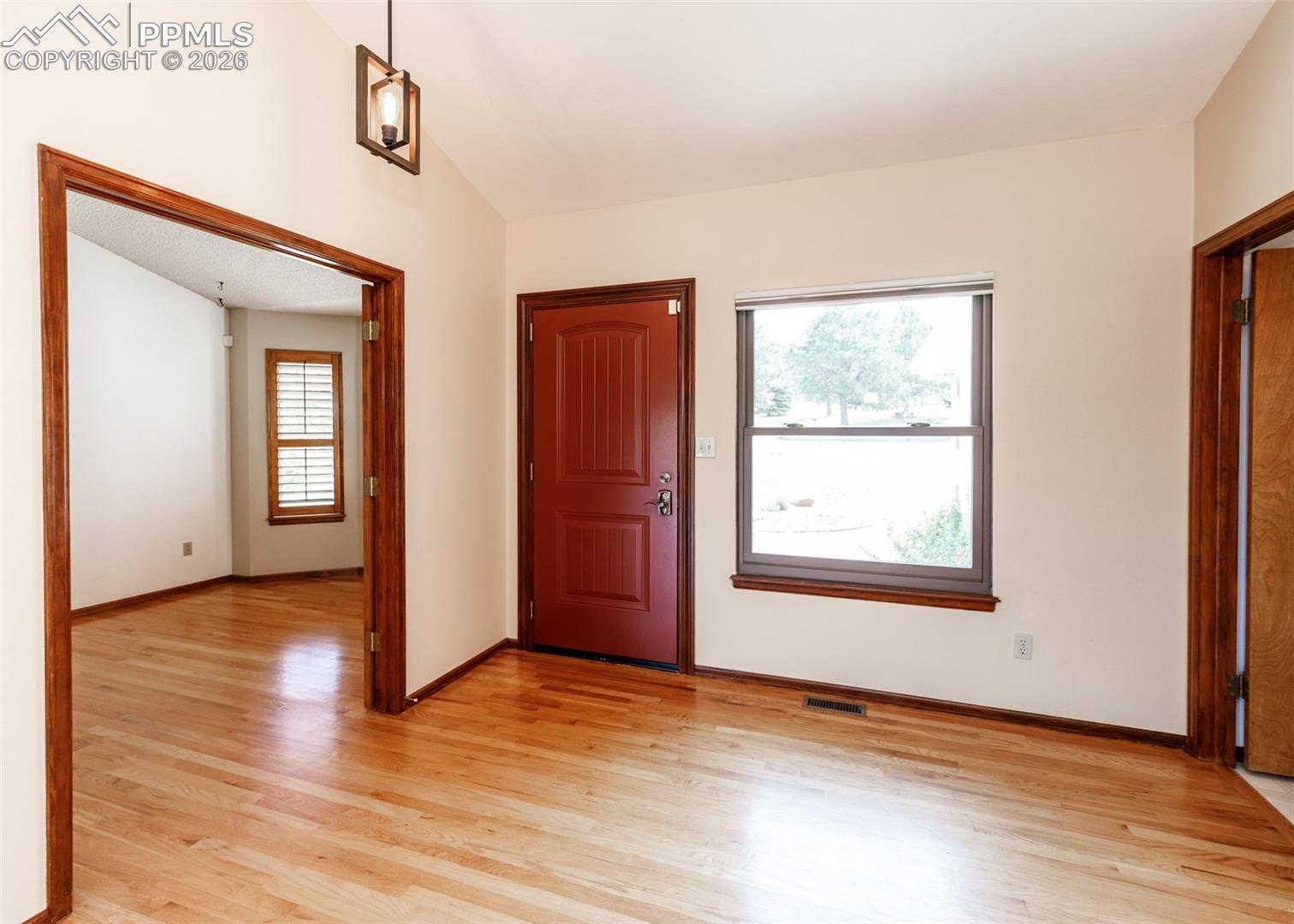17908 New London Road Monument, CO 80132 - Photo 5 of 41 Gallery Image 5