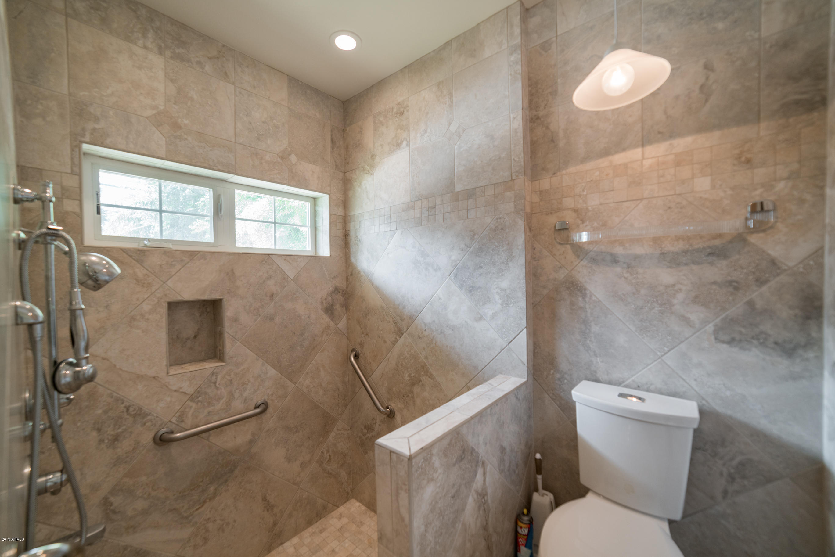 101 West Lawrence Road Phoenix, AZ 85013 - Photo 7 of 26 B5BCC644-76BB-47DC-A48F-0465349FCBFF