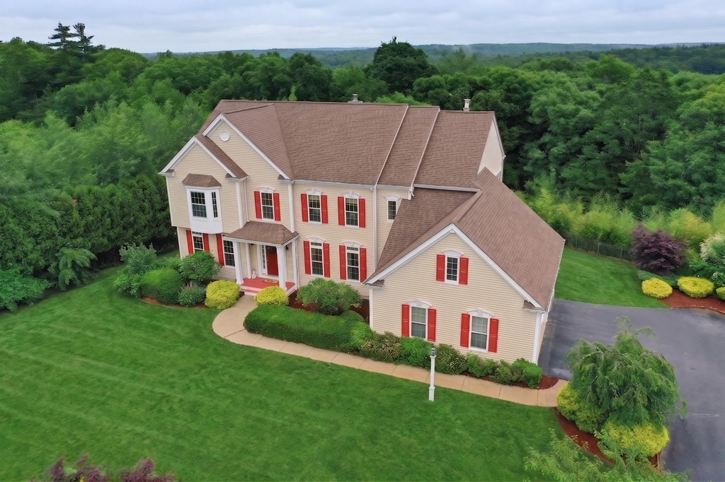 35 Howarth Drive Upton, MA 01568 - Photo 2 of 42