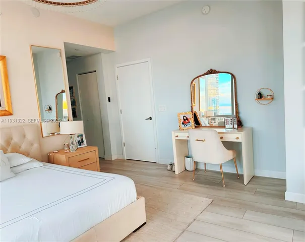 a bathroom with a toilet