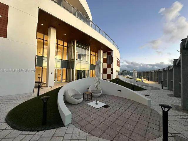 $1,650,000 | 851 Northeast 1st Avenue, Unit 2212, Miami, FL 33132