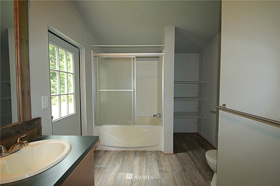 3815 Southeast Horstman Road Port Orchard, WA 98366 - Photo 14 of 24 Gallery Image 14