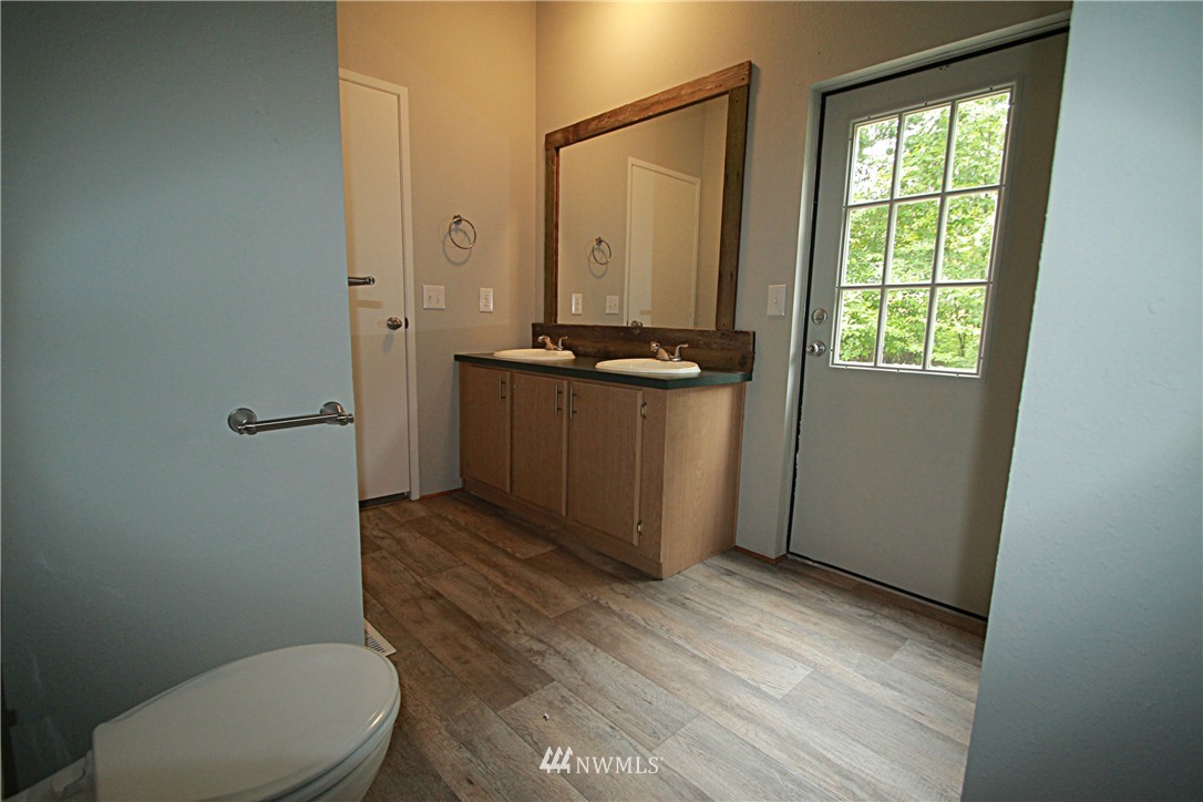 3815 Southeast Horstman Road Port Orchard, WA 98366 - Photo 15 of 24 Gallery Image 15