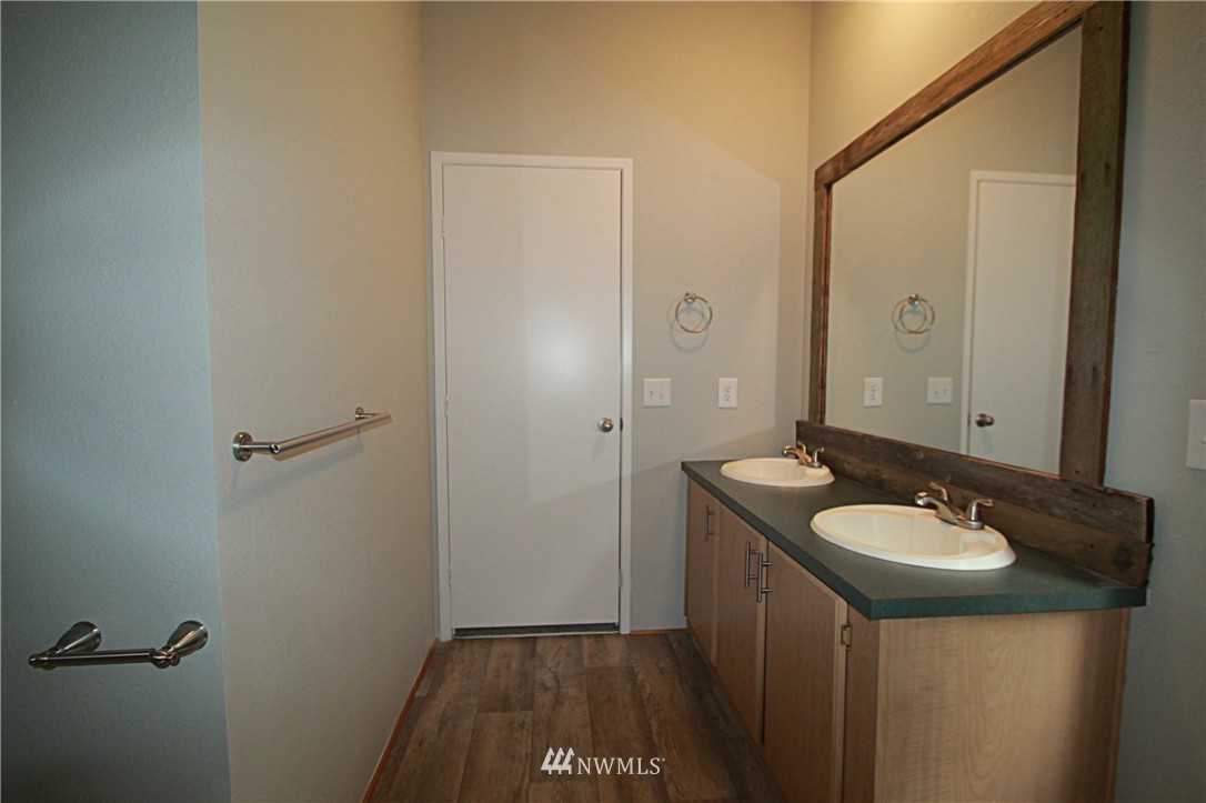 3815 Southeast Horstman Road Port Orchard, WA 98366 - Photo 16 of 24 Gallery Image 16