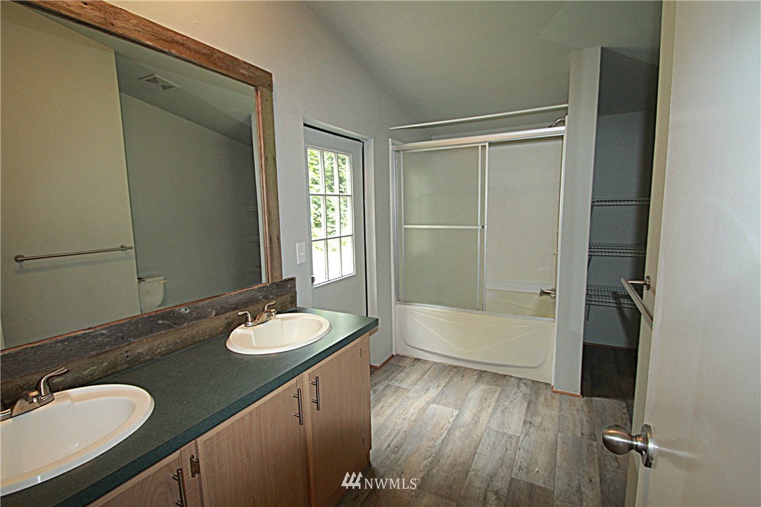 3815 Southeast Horstman Road Port Orchard, WA 98366 - Photo 17 of 24 Gallery Image 17
