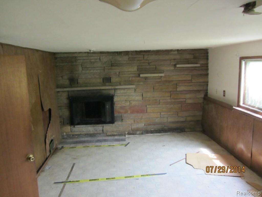 34555 Beverly Road Romulus, MI 48174 - Photo 10 of 11 34555 Beverly Romulus 072914 (15).jpg