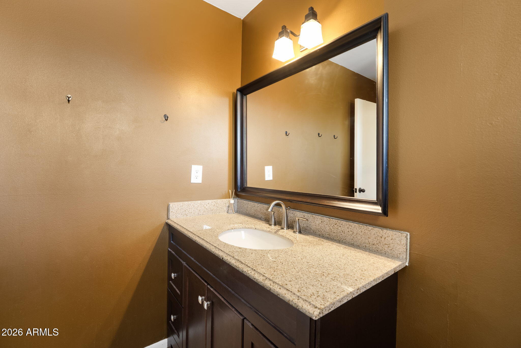 725 South Power Road, Unit 217 Mesa, AZ 85206 - Photo 20 of 33 Primary Bath