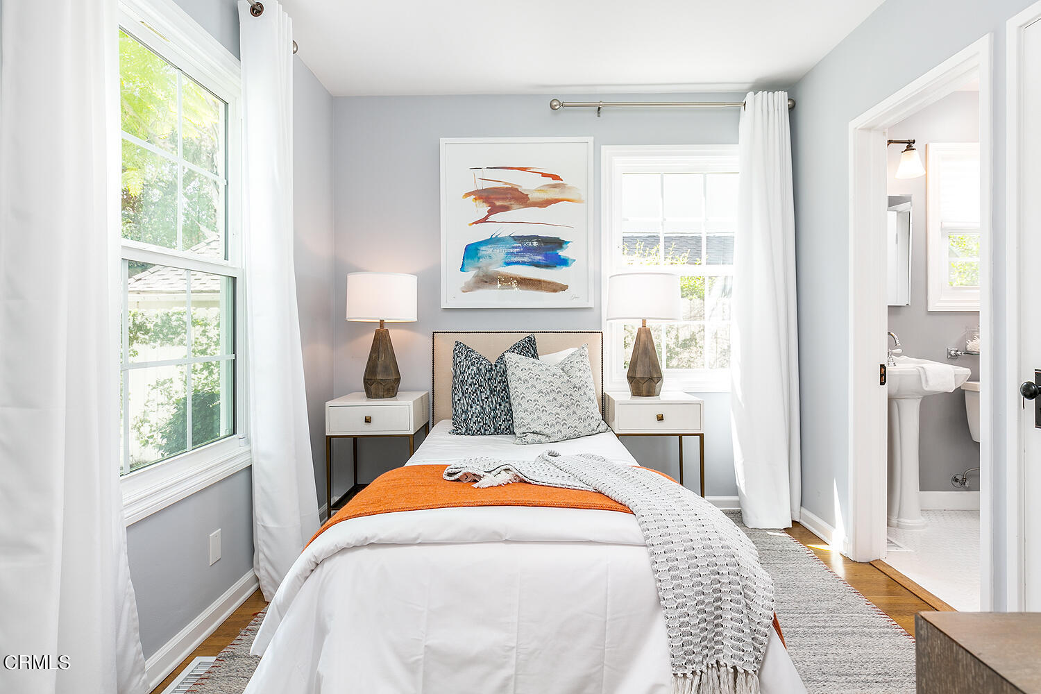 3333 Yorkshire Road Pasadena, CA 91107 - Photo 14 of 34 a bedroom with a bed and a painting on the wall