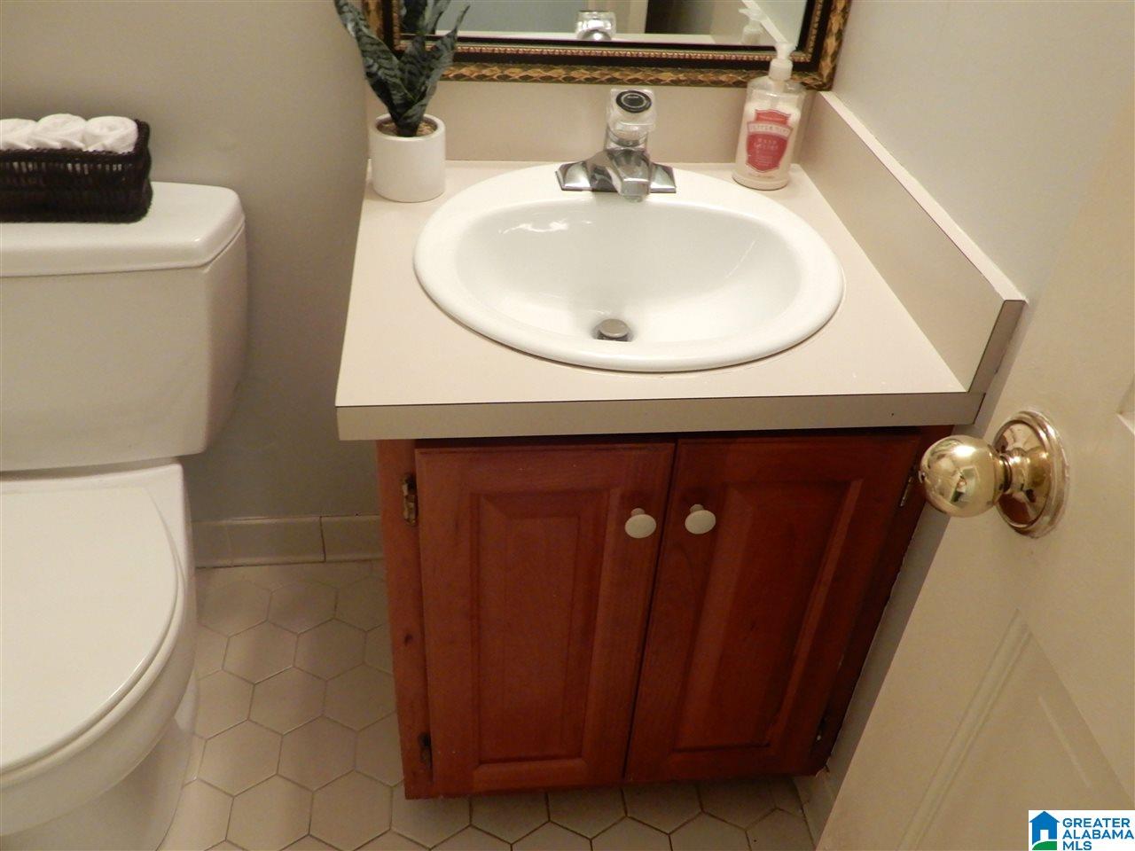 105 Acton Road Birmingham, AL 35243 - Photo 21 of 41