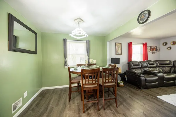 $209,000 | 268 Angelus Drive, Irondequoit, NY 14622