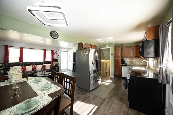 $209,000 | 268 Angelus Drive, Irondequoit, NY 14622