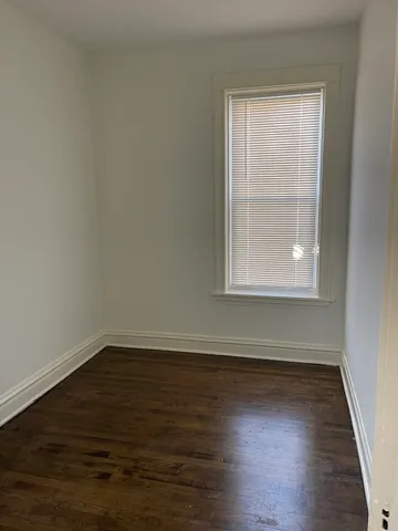 $1,500 | 3707 West Augusta Boulevard, Unit 1R, Chicago, IL 60651