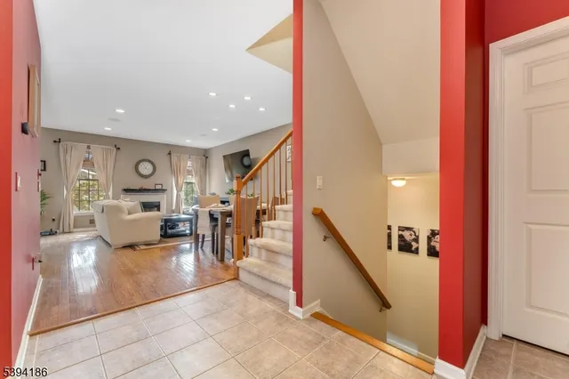 $565,000 | 18 La Costa Drive, Annandale, NJ 08801