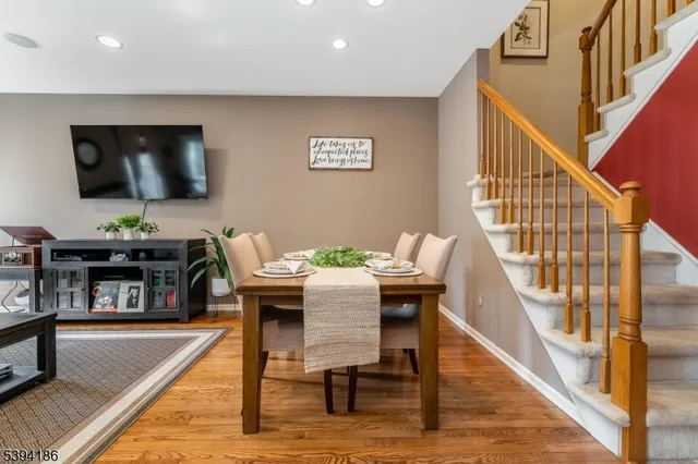 $565,000 | 18 La Costa Drive, Annandale, NJ 08801