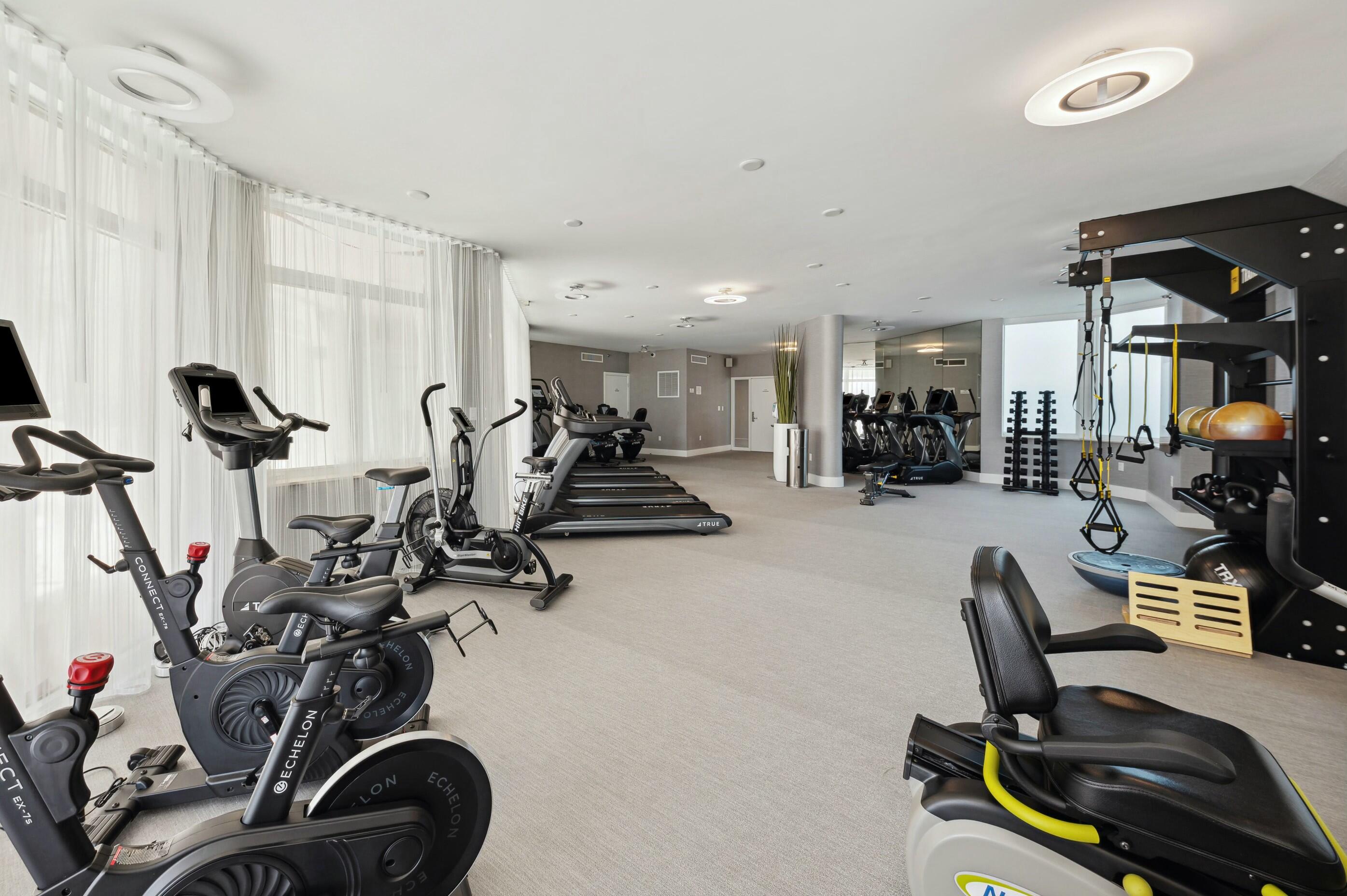 300 Southeast 5th Avenue, Unit 6010 Boca Raton, FL 33432 - Photo 31 of 34 Gym- Cardio room