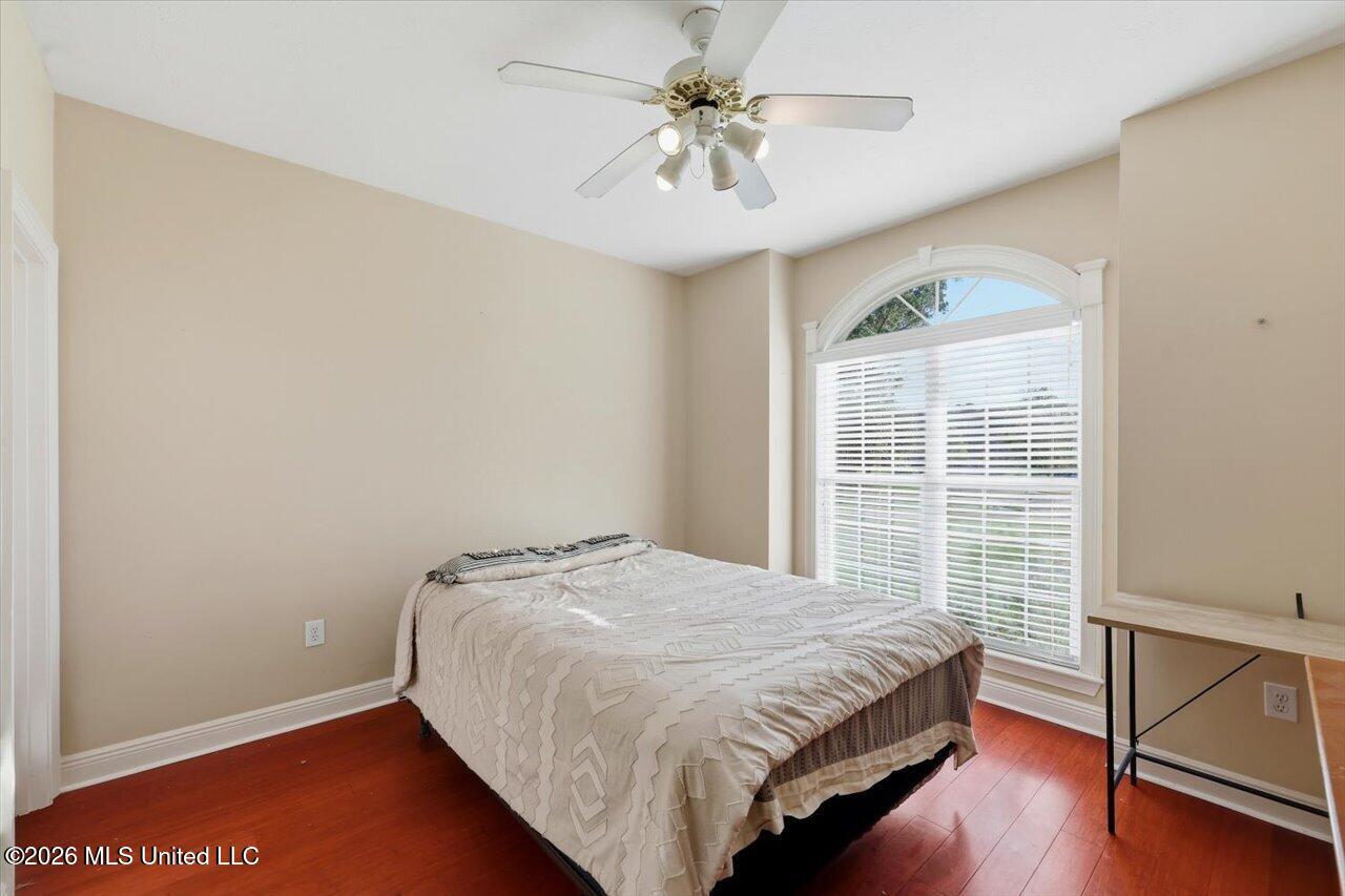 104 Merlot Cove Clinton, MS 39056 - Photo 21 of 40 34-104 Merlot Cove _ Home Tours MS