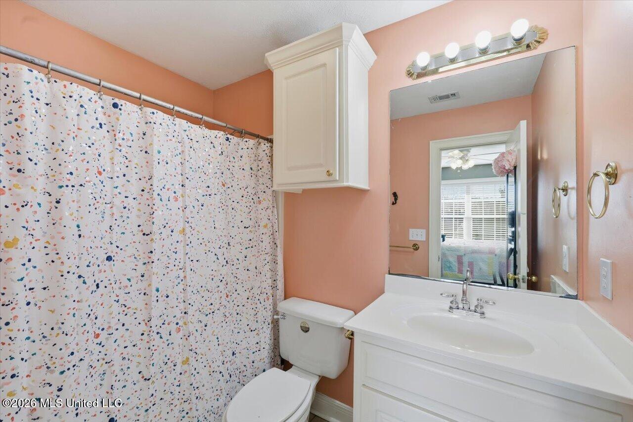 104 Merlot Cove Clinton, MS 39056 - Photo 28 of 40 39-104 Merlot Cove _ Home Tours MS