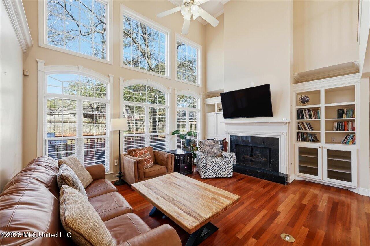 104 Merlot Cove Clinton, MS 39056 - Photo 4 of 40 10-104 Merlot Cove _ Home Tours MS