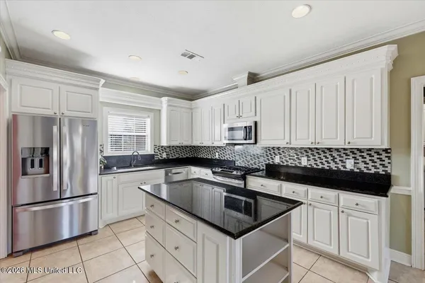 $399,900 | 104 Merlot Cove, Clinton, MS 39056