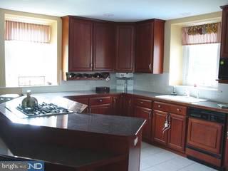 1070 Old Schuylkill Road Pottstown, PA 19465 - Photo 5 of 6 Gallery Image 5