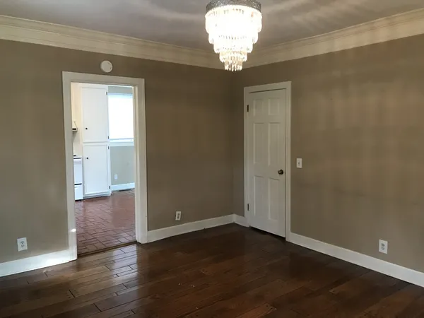 $1,800 | 1112 C Franklin Road, Brentwood, TN 37027