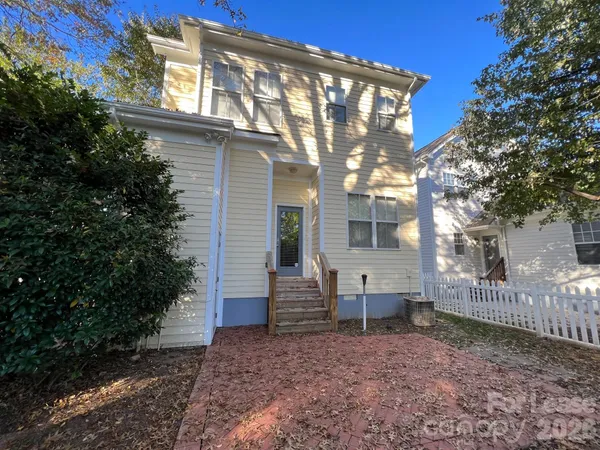 $2,595 | 8523 Lindholm Drive, Huntersville, NC 28078