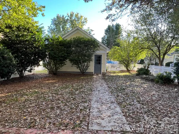 $2,595 | 8523 Lindholm Drive, Huntersville, NC 28078