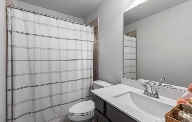 $2,399 | 5311 Latigo Court, Alvin, TX 77511