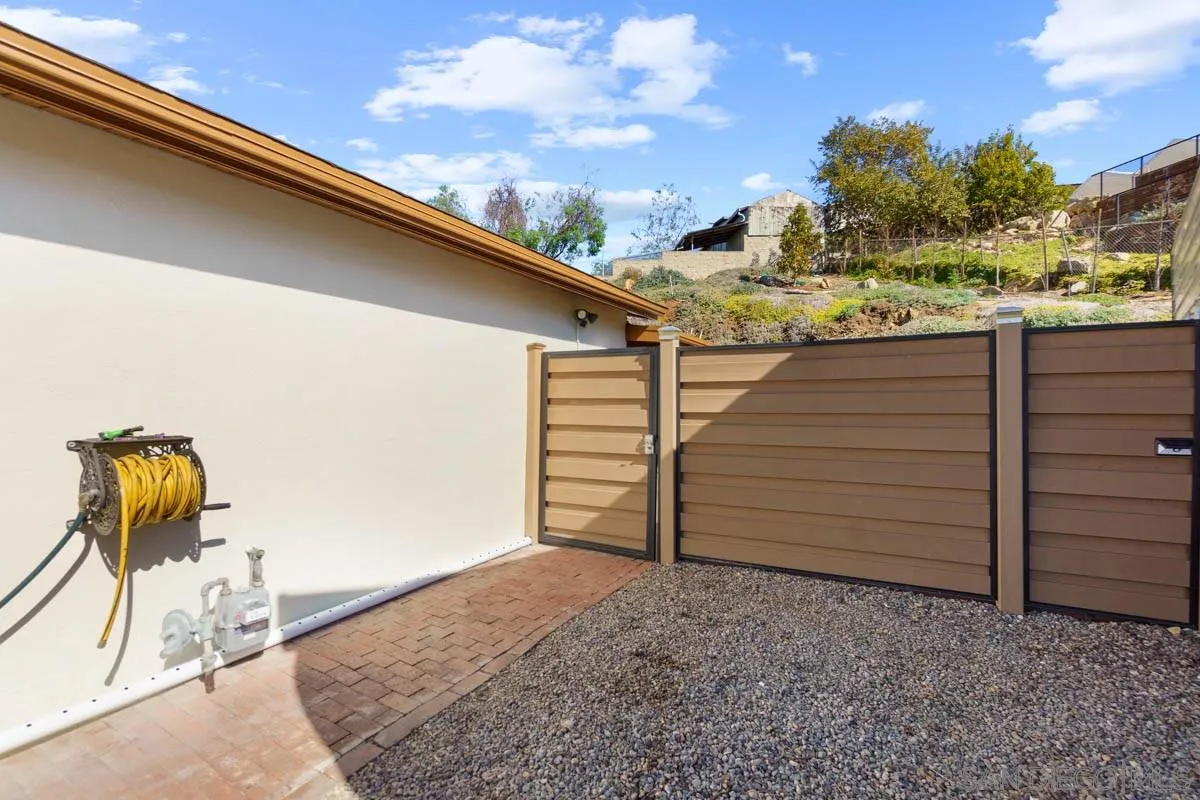 9225 Adlai Road Lakeside, CA 92040 - Photo 35 of 50 Gallery Image 35