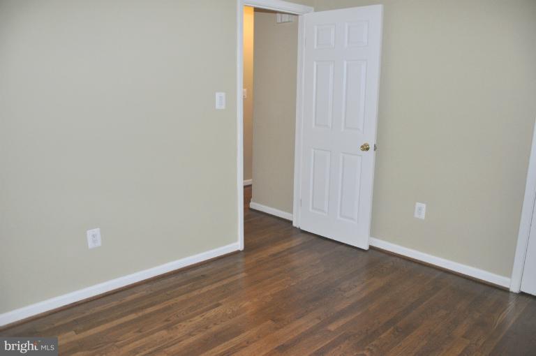 14970 Alaska Road Woodbridge, VA 22191 - Photo 11 of 30 Bedroom