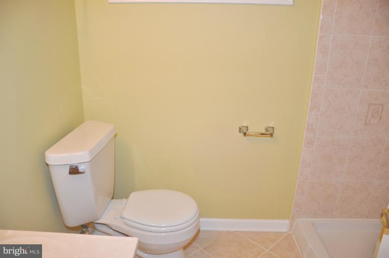 14970 Alaska Road Woodbridge, VA 22191 - Photo 18 of 30 Bath