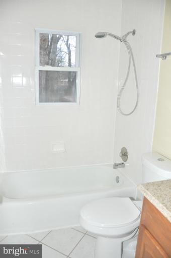 14970 Alaska Road Woodbridge, VA 22191 - Photo 26 of 30 Bath