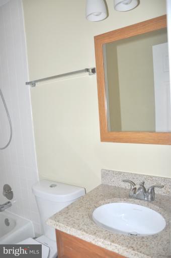14970 Alaska Road Woodbridge, VA 22191 - Photo 6 of 30 Bath