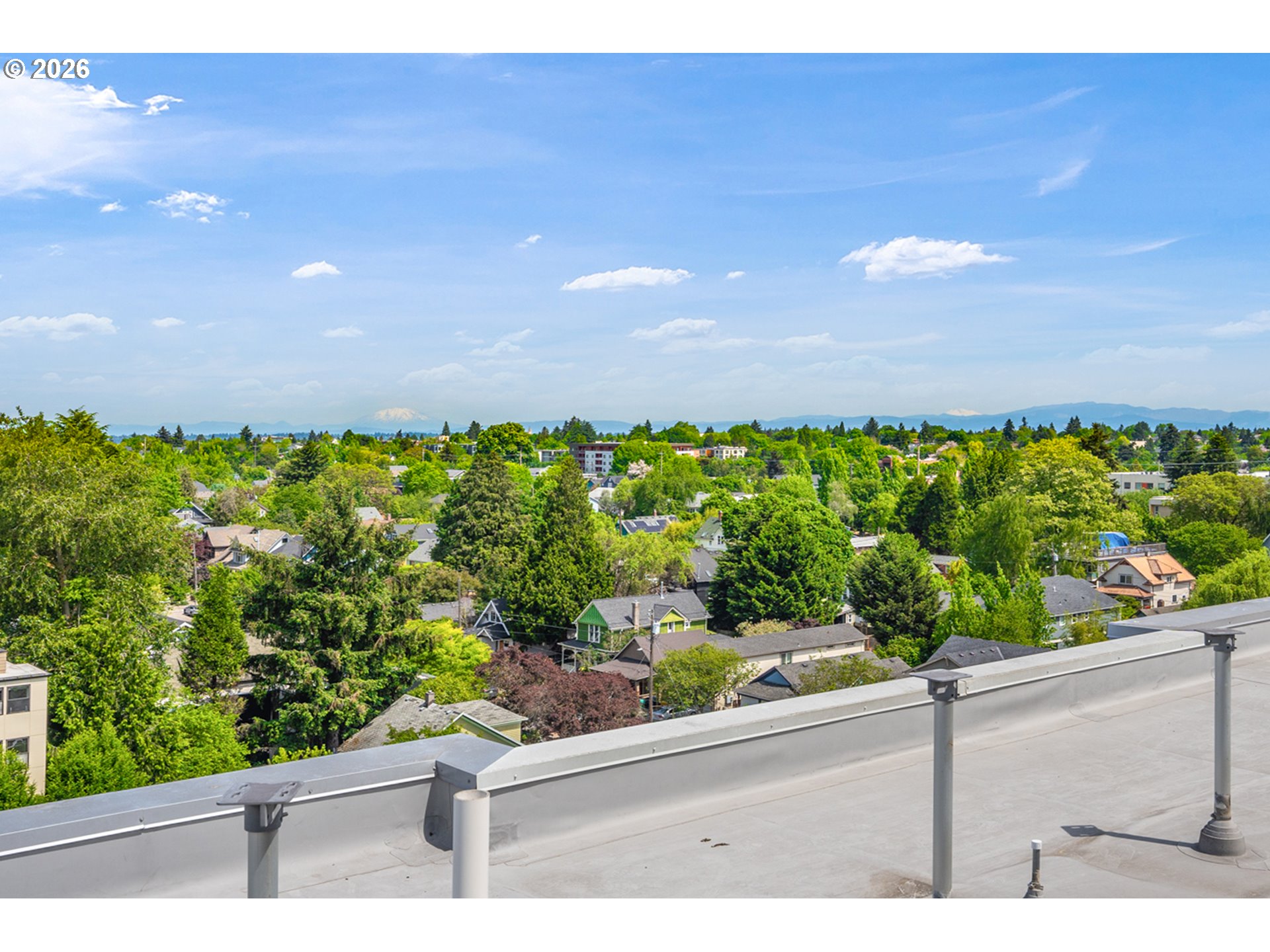 12 Northeast Fremont Street, Unit 801 Portland, OR 97212 - Photo 38 of 45
