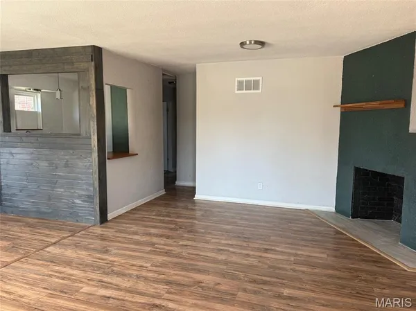 $139,900 | 6703 Etzel Avenue, St. Louis, MO 63130