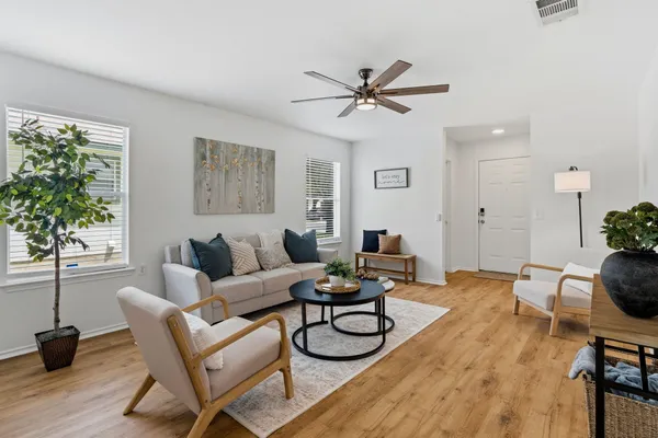 $500,000 | 805 Sheraton Avenue, Austin, TX 78745