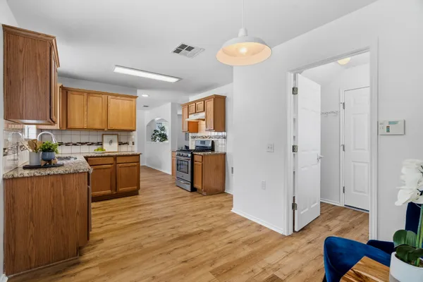 $500,000 | 805 Sheraton Avenue, Austin, TX 78745