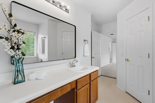 $500,000 | 805 Sheraton Avenue, Austin, TX 78745
